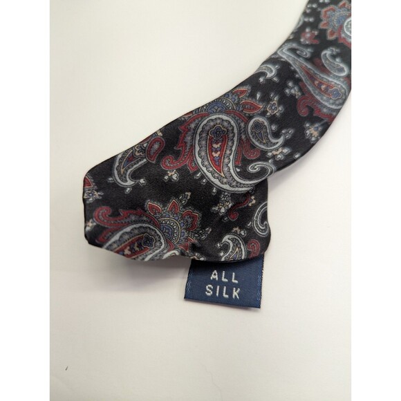 The Kensington Collection Lord & Taylor Paisley Silk Pointed Classic Necktie Tie - Picture 9 of 9